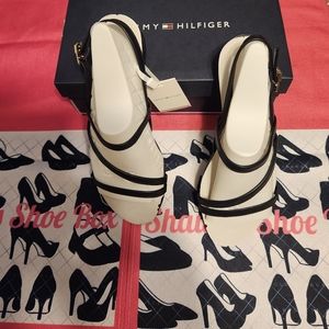 Tommy Hilfiger women navy blue sandal